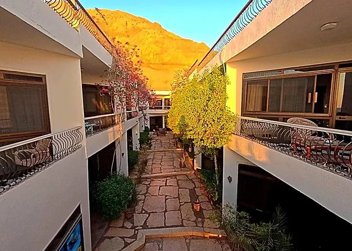 Bay Hotel